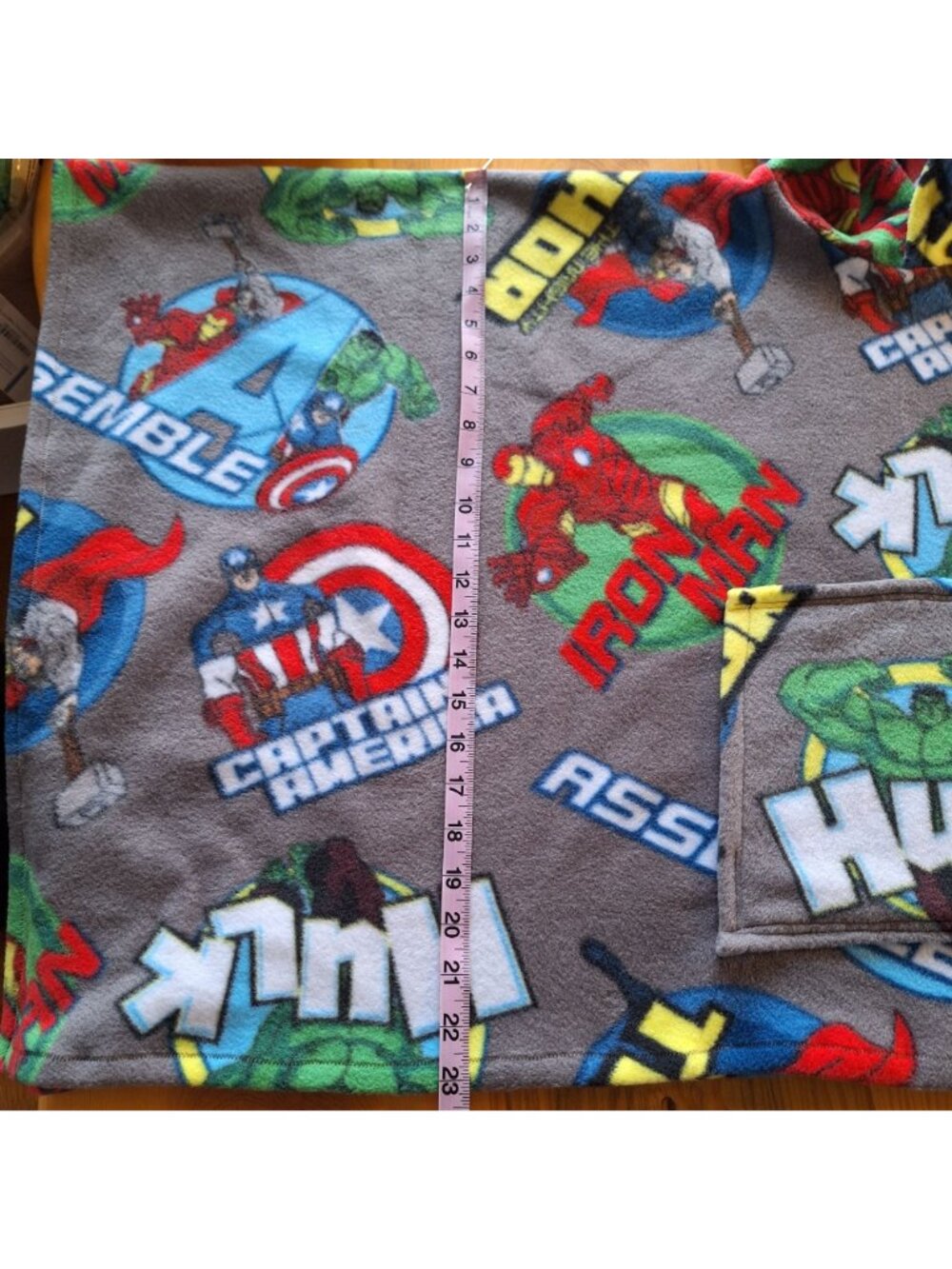 Avengers Fleece Poncho Cape With Hood & Pocket Handmade M Medium Hulk Iron Man - Picture 6 of 16